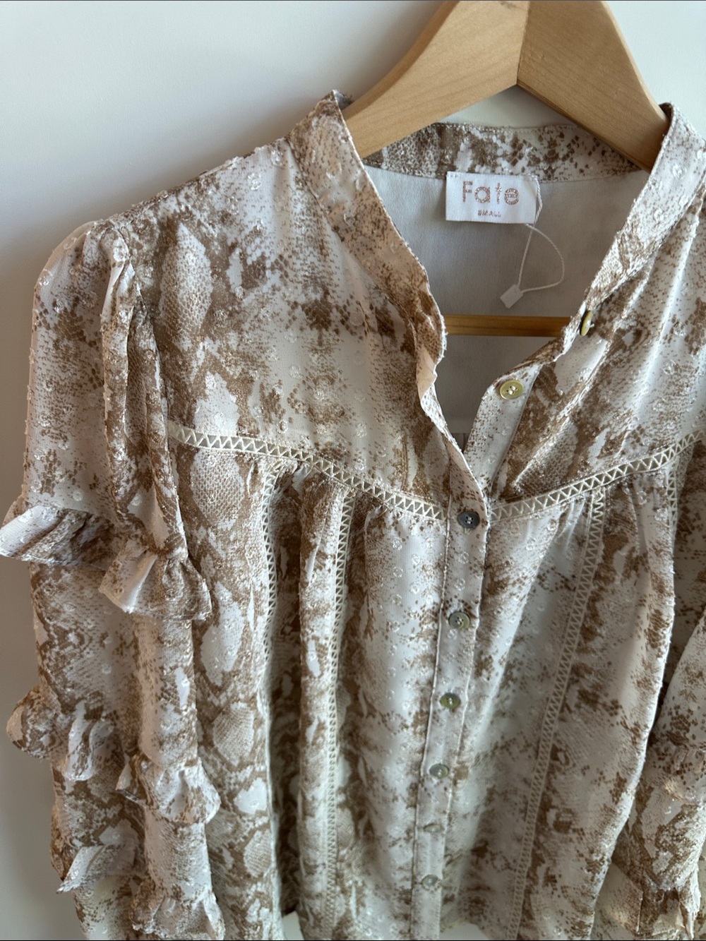 NWOT Fate Snake-Print Ruffle Button Front Blouse - Picture 5 of 13